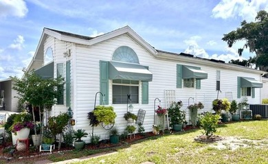 Discover this charming 1-bedroom, 1-bath manufactured home set - photo 2