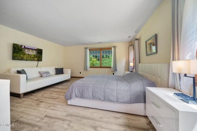 This well-known iconic white farmhouse sits proudly in the heart - photo 23