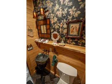 Stunning 7-Bedroom Lakefront Retreat on Echo Valley Trail - - photo 39