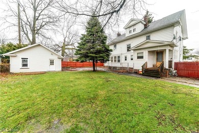 Welcome to 20303 Lake Shore Blvd, a spacious 5-bedroom Colonial - photo 5
