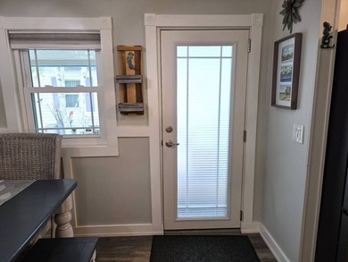 THIS HOME IS ON LEASED LAND WITH A MONTHLY LOT RENT OF $737 AND - photo 8