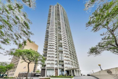 Lake Condo For Sale in Chicago, Illinois