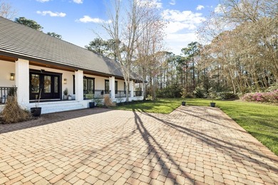 4 Bedroom Show stopperLocated in the exclusive, gated community - photo 2