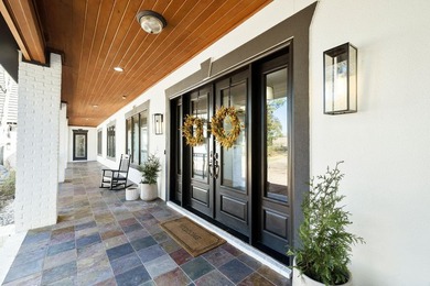4 Bedroom Show stopperLocated in the exclusive, gated community - photo 5