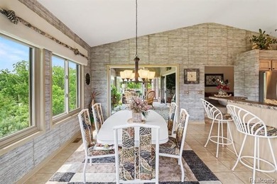 Phenomenal setting, gorgeous 4 bedroom 3 bath custom built ranch - photo 15