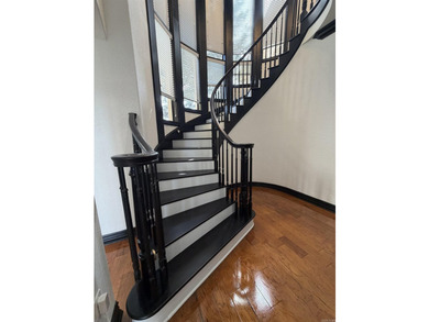 Welcome to 60 Deauville Circle in the highly sought-after Chenal - photo 16