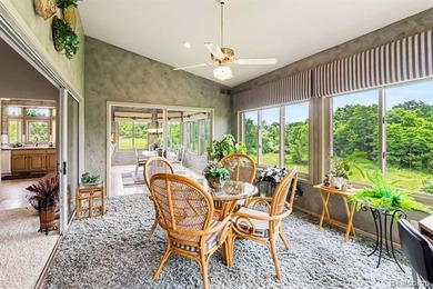 Phenomenal setting, gorgeous 4 bedroom 3 bath custom built ranch - photo 16