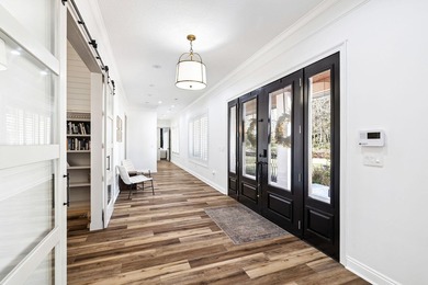 4 Bedroom Show stopperLocated in the exclusive, gated community - photo 7
