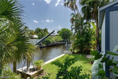 WATERFRONT RETREAT - COMPLETELY REMODELED WITH DIRECT BOATING - photo 27