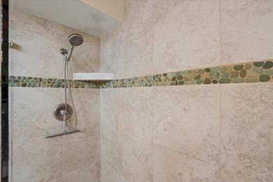 Welcome to B-201, a spacious 1,048 sq. ft. 2-bedroom, 2-bath - photo 28