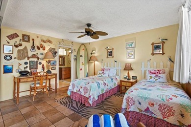 Welcome to B-201, a spacious 1,048 sq. ft. 2-bedroom, 2-bath - photo 29
