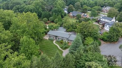 Experience one of the area's most extraordinary private estates - photo 3