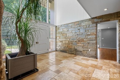 Experience one of the area's most extraordinary private estates - photo 10
