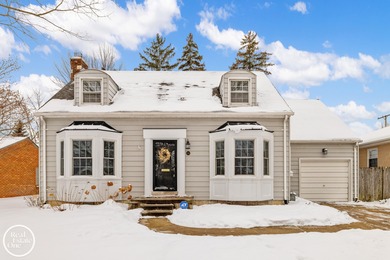 Lake Saint Clair Home Active Under Contract in Grosse Pointe Michigan