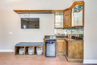 Beautiful single level home in peaceful Solimar neighborhood - photo 5