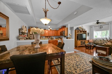 MOTIVATED SELLER! PRICE RECENTLY REDUCED! Wake up to - photo 17