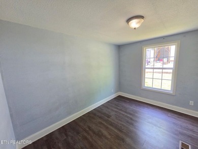 Welcome to 221 Elm Grove Rd, a delightful property nestled in - photo 24