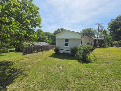 Welcome to 221 Elm Grove Rd, a delightful property nestled in - photo 26