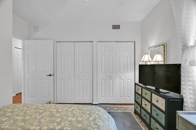 MOTIVATED SELLER! PRICE RECENTLY REDUCED! Wake up to - photo 26