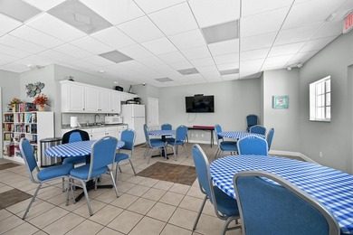 MOTIVATED SELLER! PRICE RECENTLY REDUCED! Wake up to - photo 31