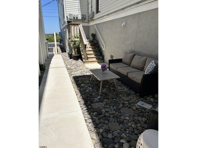 Welcome to 4306 West Avenue in one of Ocean City, NJ, best-kept - photo 11