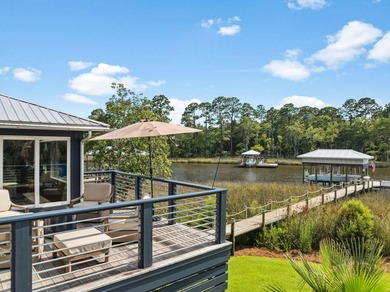 Welcome to this stunning waterfront retreat in historic Point - photo 10