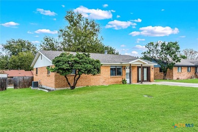 Lake Dunlap Home For Sale in New Braunfels Texas