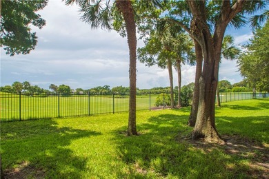 This 2/2 with its sun-soaked golf view from the screened back - photo 6
