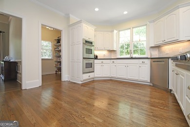 Welcome to this stunning executive 4-sided brick home on 1.11 - photo 23
