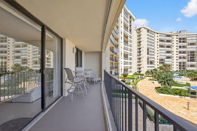 This 2 bedroom 2 Bath condo, directly on the ocean. Ultimate - photo 29