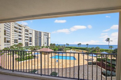 This 2 bedroom 2 Bath condo, directly on the ocean. Ultimate - photo 33