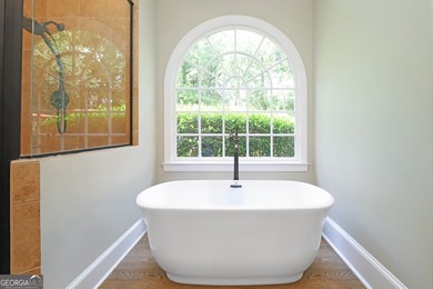 Welcome to this stunning executive 4-sided brick home on 1.11 - photo 35