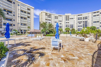 This 2 bedroom 2 Bath condo, directly on the ocean. Ultimate - photo 43