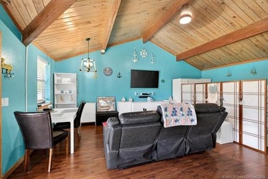 EUFAULA LAKEFRONT LUXURY LIVING STARTS HERE Nestled in the - photo 45