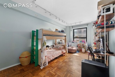 This sunny junior two bedroom apartment at the Clinton Hill - photo 3