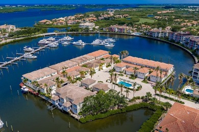 Fabulous waterfront home in coveted Harbor Island GH. Soaring - photo 1