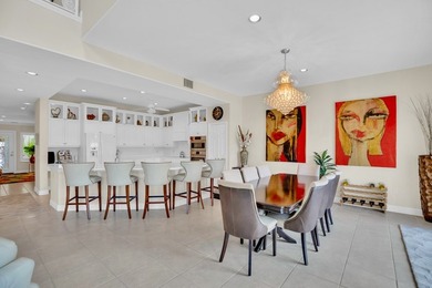 Fabulous waterfront home in coveted Harbor Island GH. Soaring - photo 10