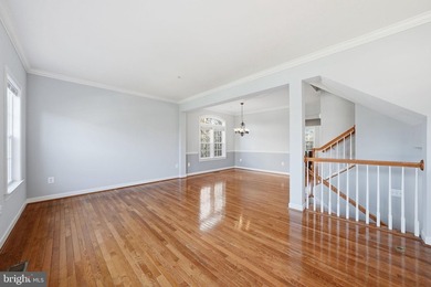 Don't miss this beautifully maintained 4-bedroom, 4 bathroom - photo 8