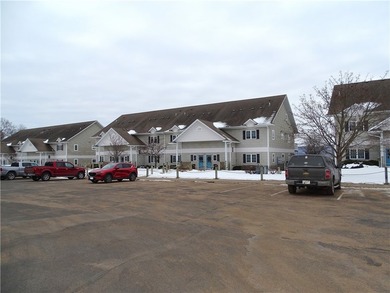 Lake Pepin  Condo Sale Pending in Pepin Wisconsin