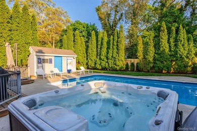 This beautiful and expansive 2,500 sqft 3 bedroom, 3 bath Farm - photo 5