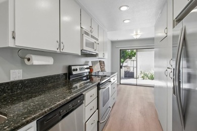 Rare single-level townhouse with no residence above or below in - photo 14