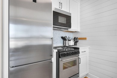 Lanai level studio offers gulf views and direct access to the - photo 10