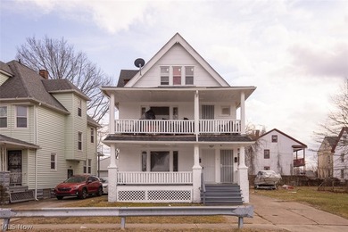 Great investment property. This Huge duplex is move in ready - photo 21