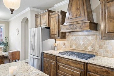 Tucked inside the coveted Catalina Bay waterfront community - photo 21
