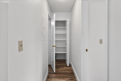 Welcome home to this move-in ready top-floor condo ideally - photo 21