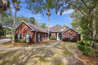 (private lake, pond, coastal) Home For Sale in Niceville Florida