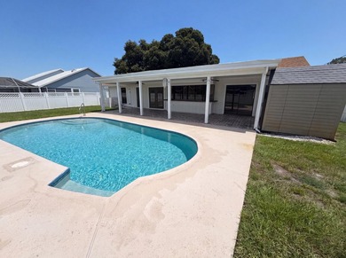 2305 SW Fern Cir is a one-story Port Saint Lucie home with a - photo 31