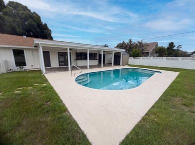 2305 SW Fern Cir is a one-story Port Saint Lucie home with a - photo 33