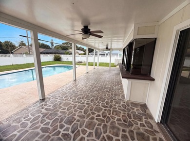 2305 SW Fern Cir is a one-story Port Saint Lucie home with a - photo 35