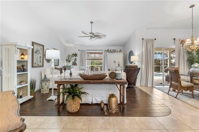 Enjoy easy Florida living in this well-maintained Tozzolo-built - photo 8